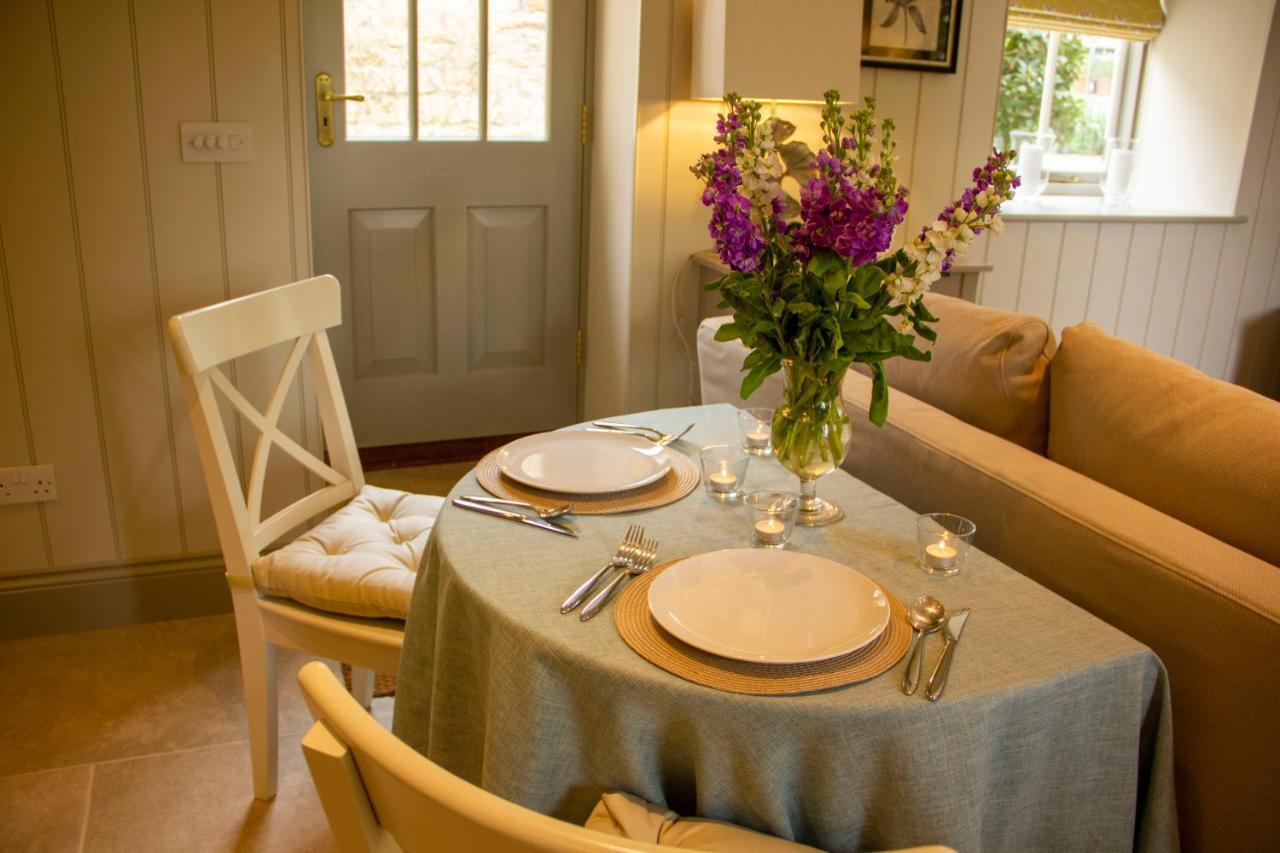 The Potting Shed, 5* Luxury Escape サイレンセスター エクステリア 写真
