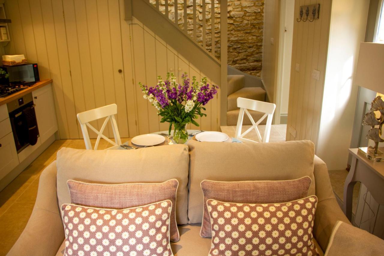 The Potting Shed, 5* Luxury Escape サイレンセスター エクステリア 写真